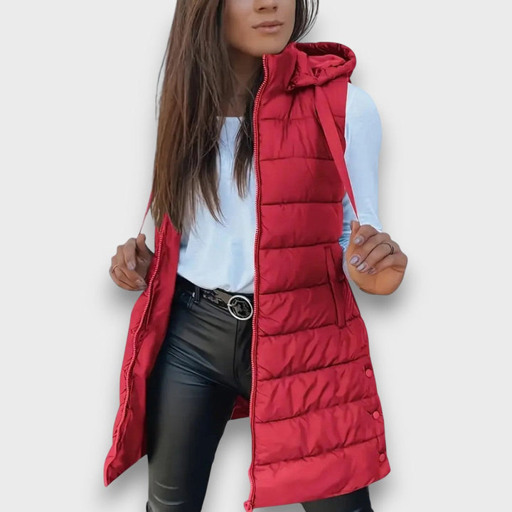Kaira – Casual sleeveless hooded puffer vest