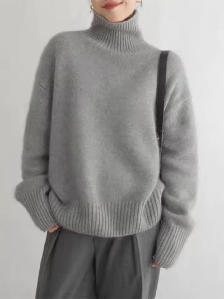 Noa™ | Classic Turtleneck Sweater